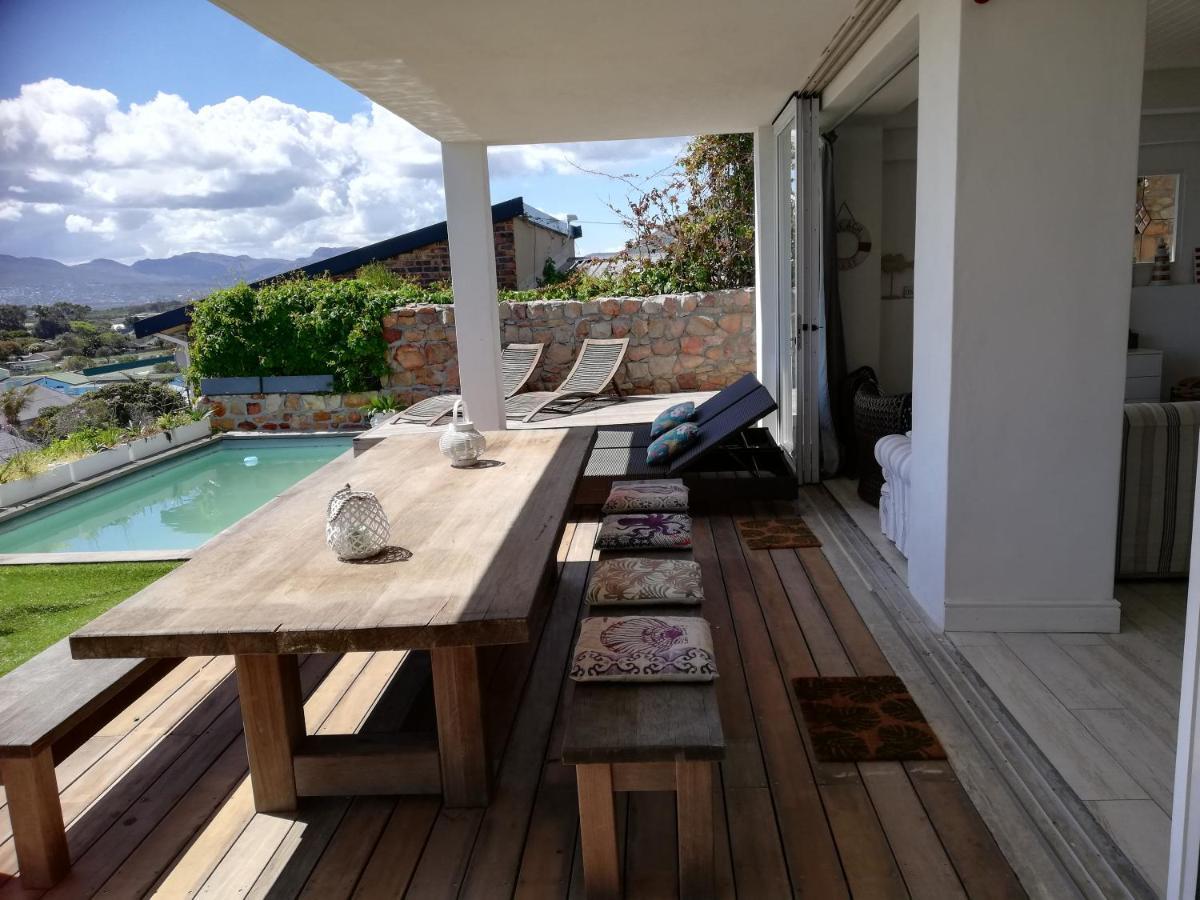 Mountain & Sea Apartments 科梅奇 外观 照片