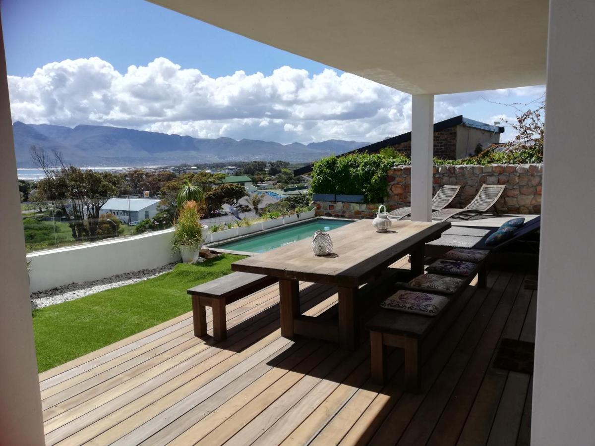 Mountain & Sea Apartments 科梅奇 外观 照片
