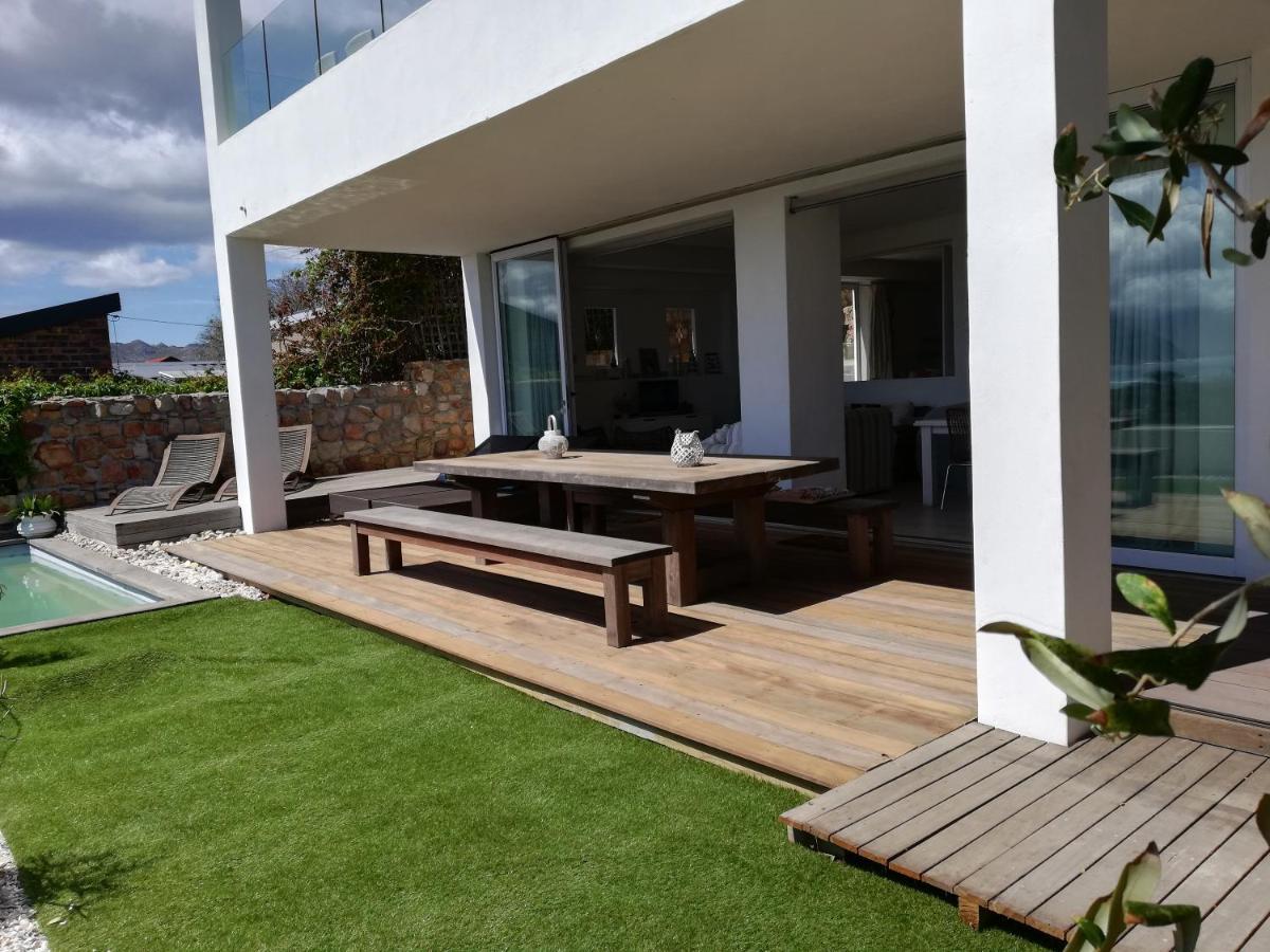 Mountain & Sea Apartments 科梅奇 外观 照片
