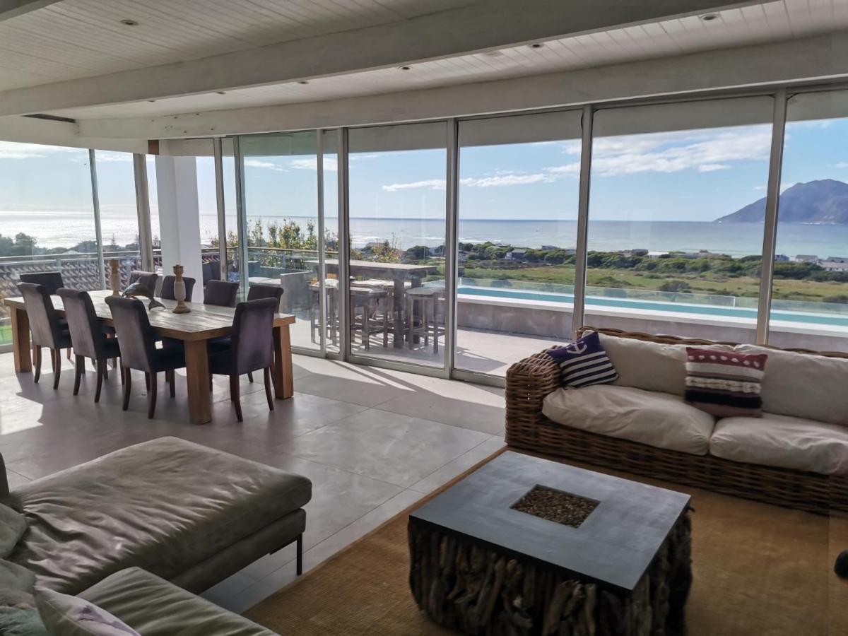 Mountain & Sea Apartments 科梅奇 外观 照片
