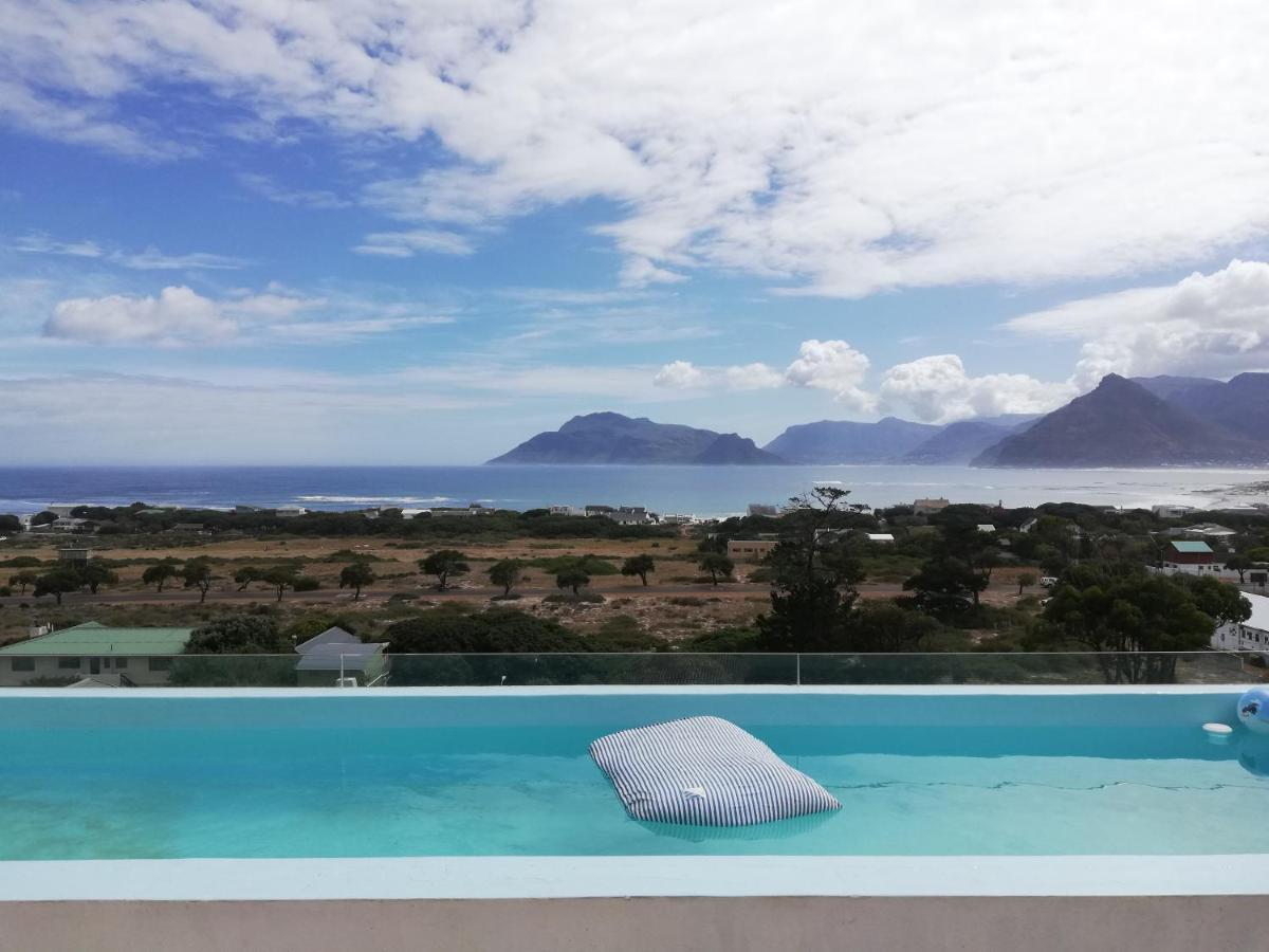 Mountain & Sea Apartments 科梅奇 外观 照片