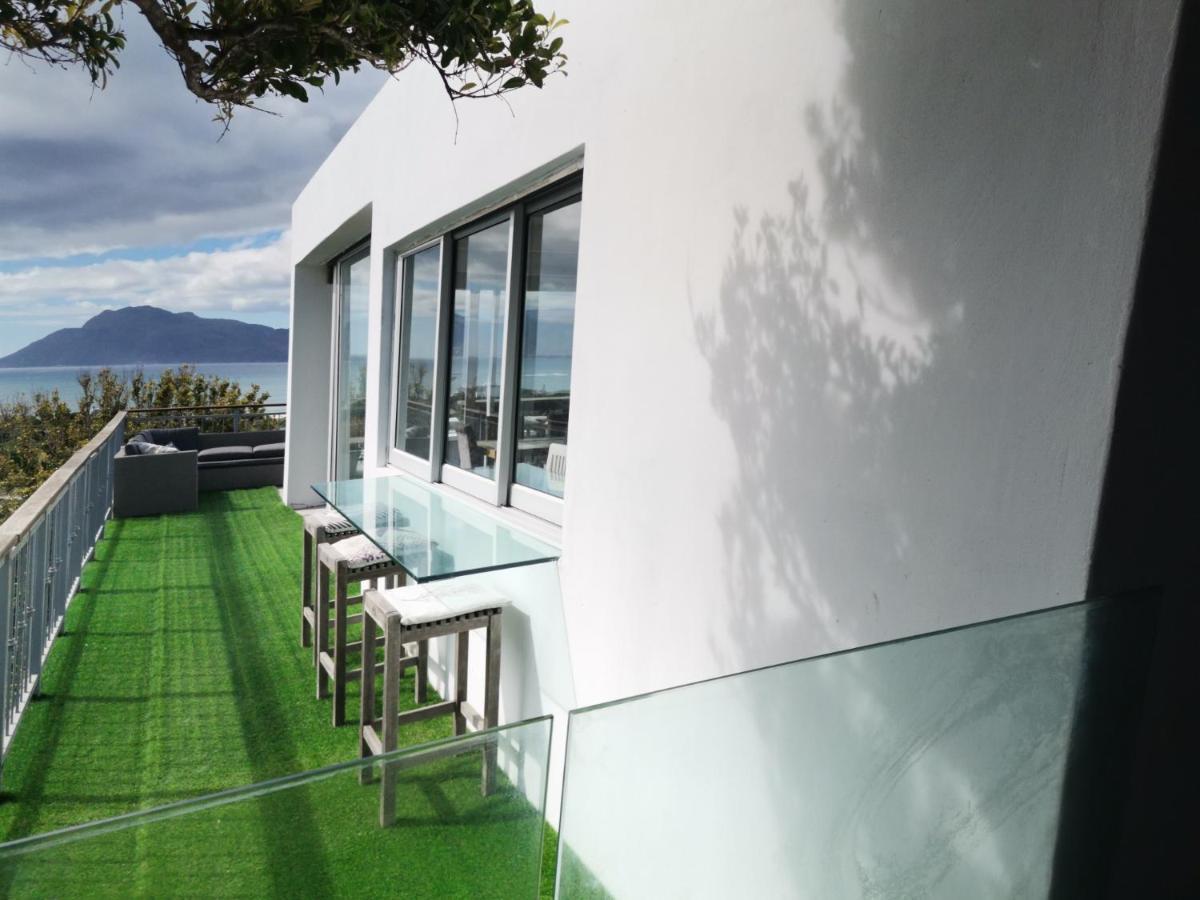 Mountain & Sea Apartments 科梅奇 外观 照片