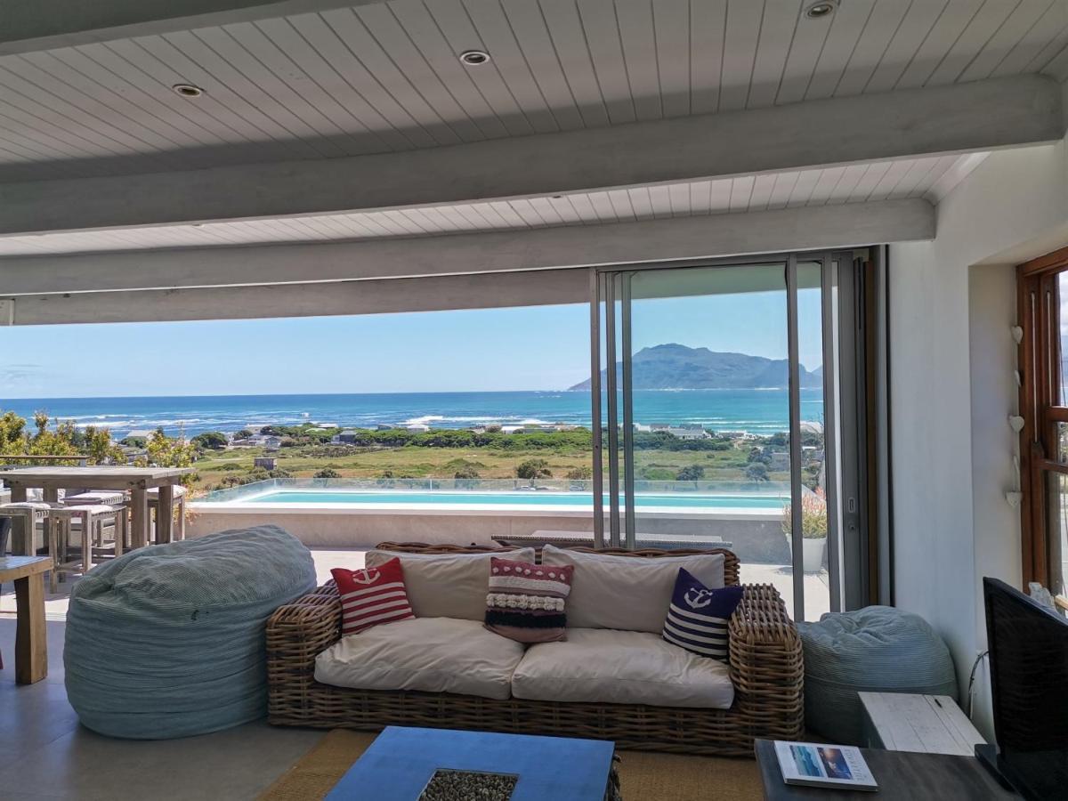 Mountain & Sea Apartments 科梅奇 外观 照片