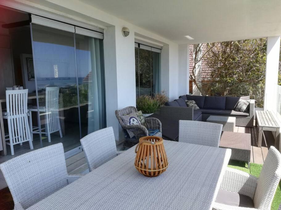 Mountain & Sea Apartments 科梅奇 外观 照片
