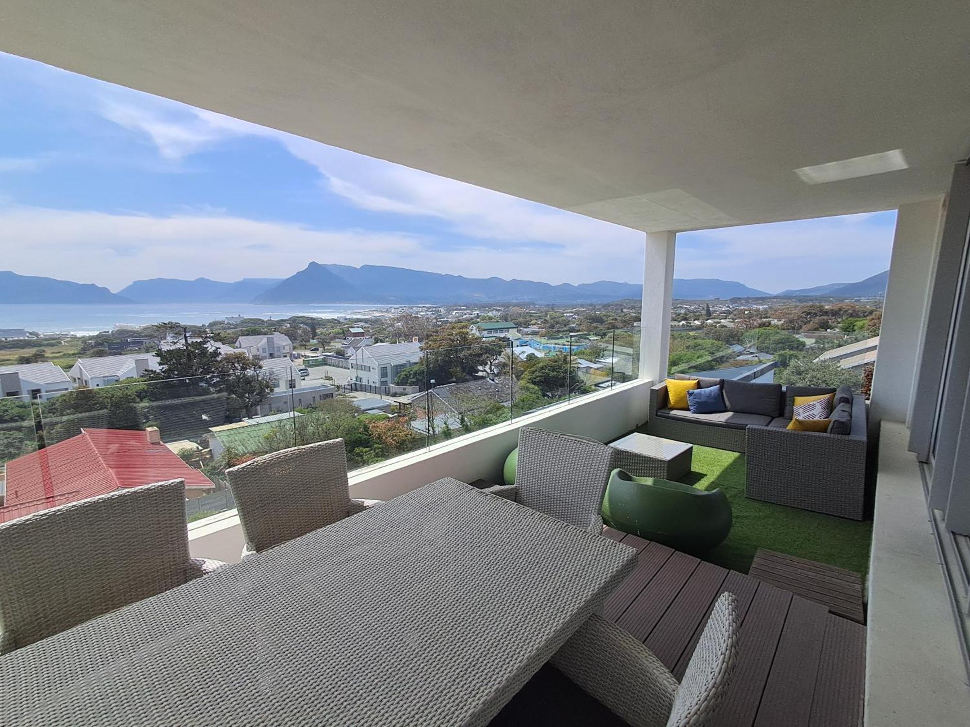 Mountain & Sea Apartments 科梅奇 外观 照片