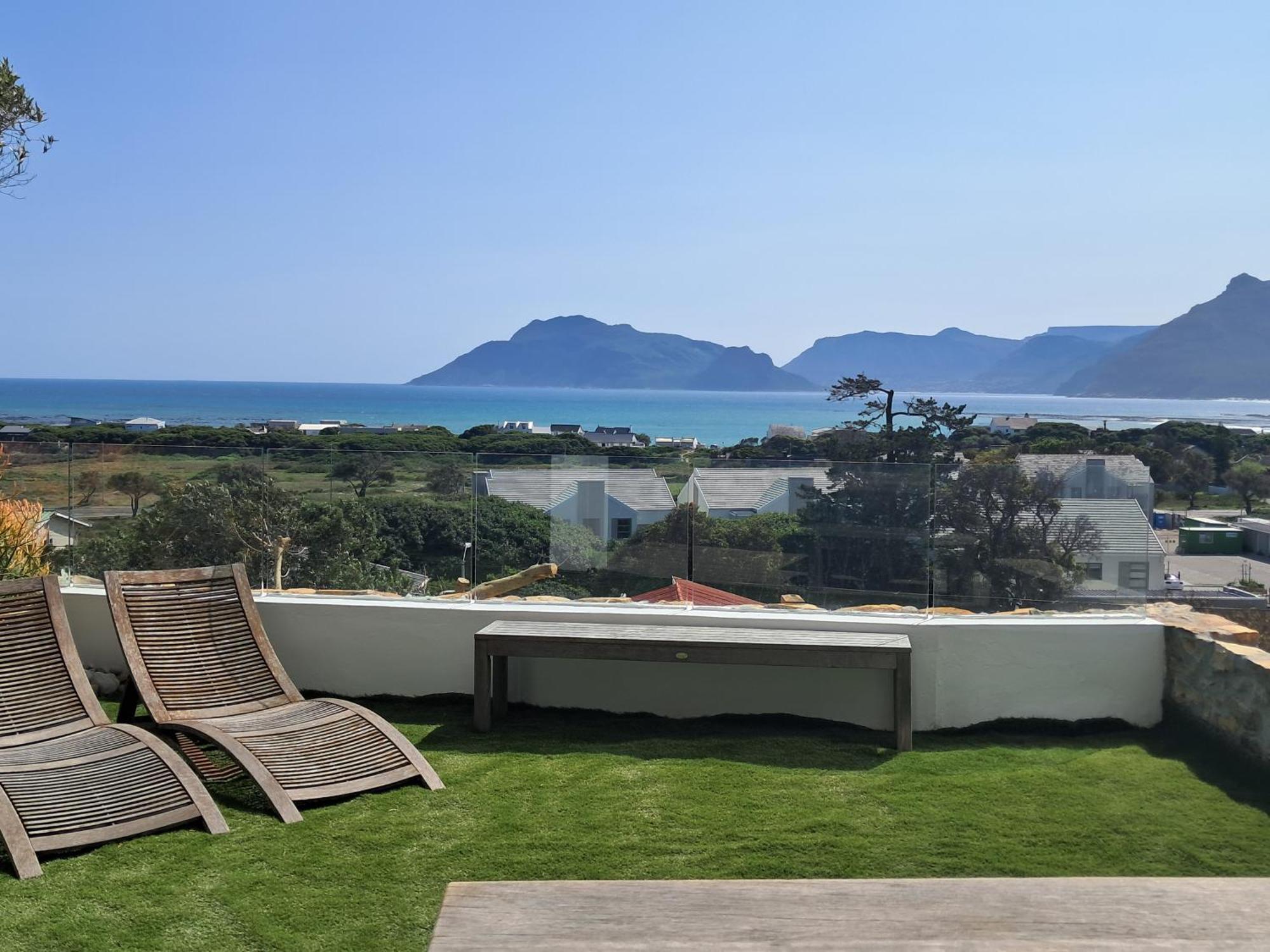 Mountain & Sea Apartments 科梅奇 外观 照片