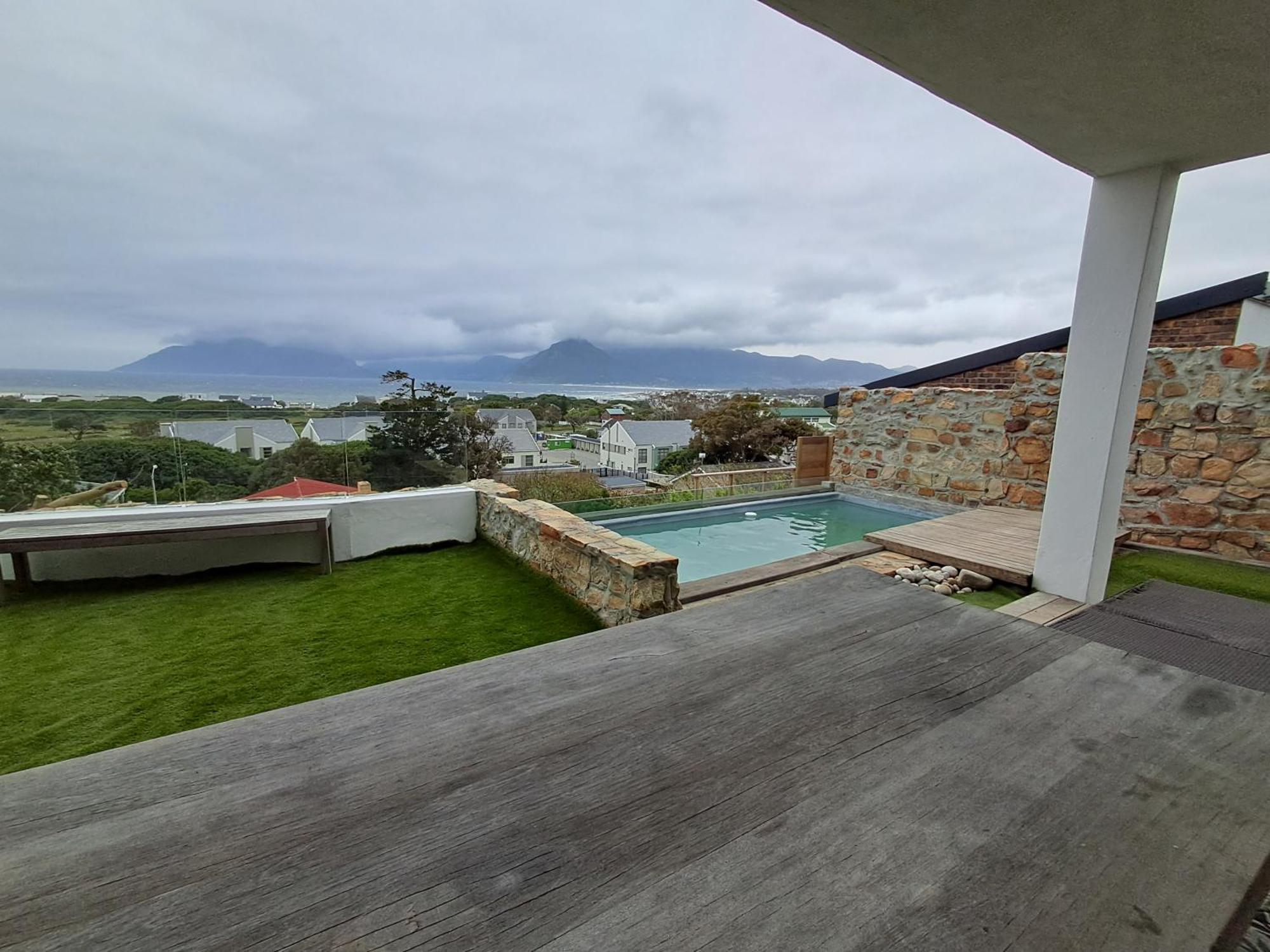 Mountain & Sea Apartments 科梅奇 外观 照片